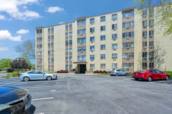 9725 S Karlov Avenue #610, Oak Lawn, IL 60453