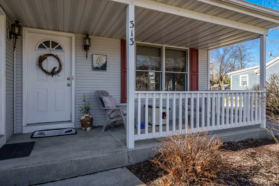 313 Genoa Street, Cherry Valley, IL 61016 - #2