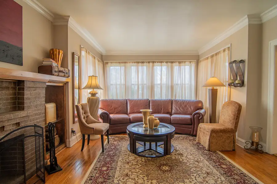 7741 S Chappel Avenue, Chicago, IL 60649 - #2