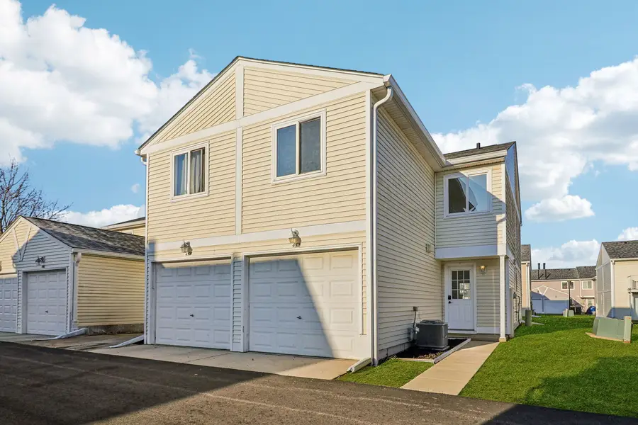 452 Meadow Green Lane, Round Lake Beach, IL 60073 - #2