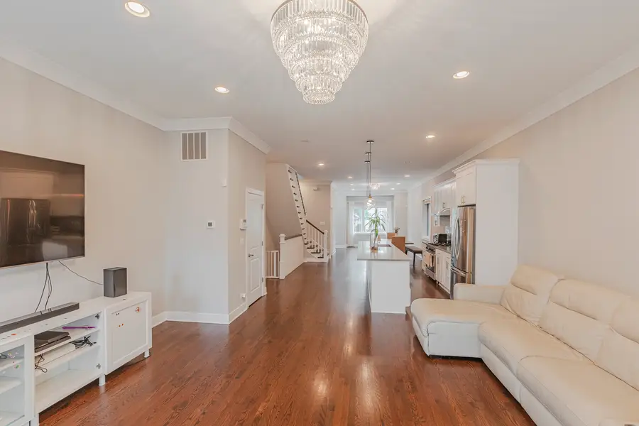 3832 S Emerald Avenue, Chicago, IL 60609 - #2