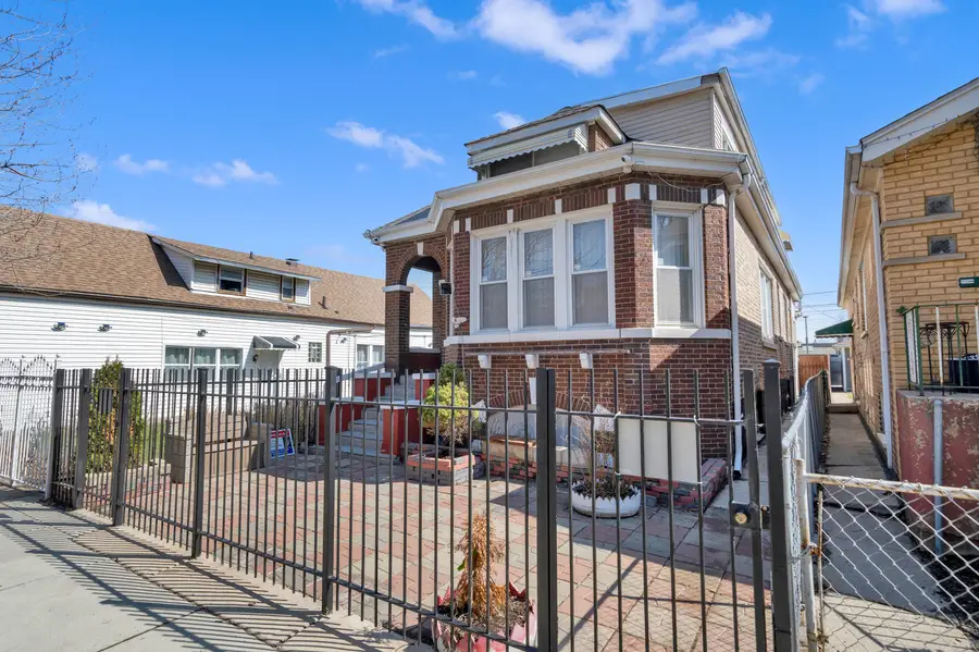 5235 S Sawyer Avenue, Chicago, IL 60632 - #2