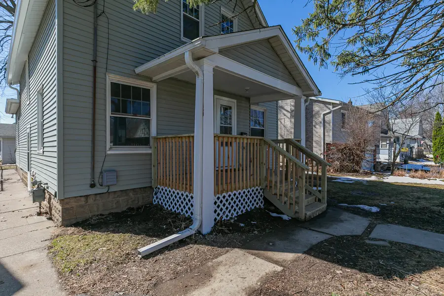 4118 10th Avenue, Moline, IL 61265 - #2