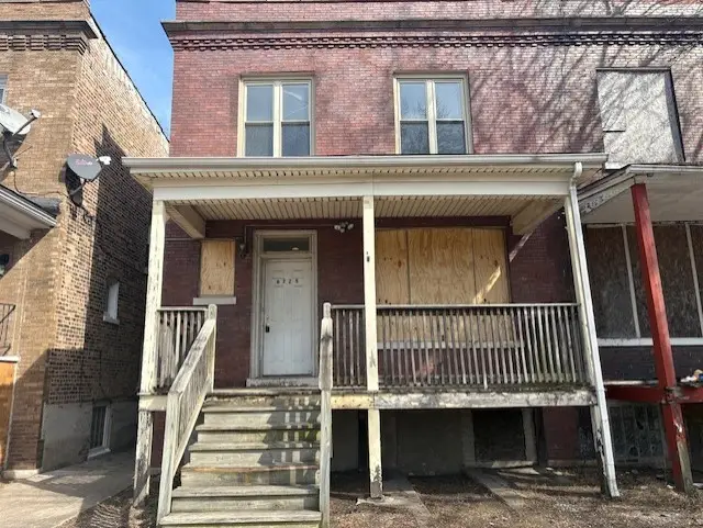 6725 S Eberhart Avenue, Chicago, IL 60637 - #1