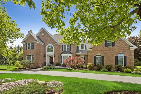 5606 Winding Road, Crystal Lake, IL 60014