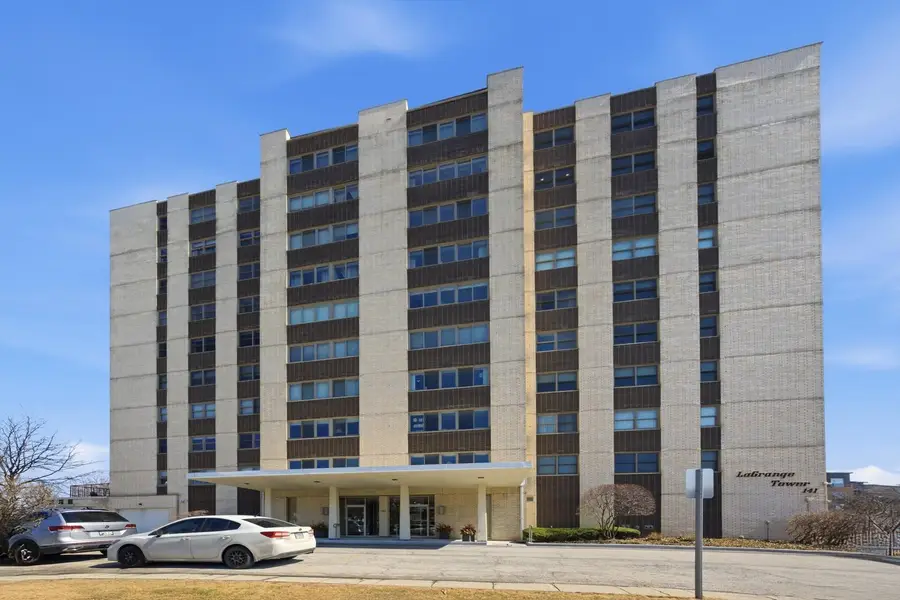 141 N La Grange Road #806, La Grange, IL 60525 - #2