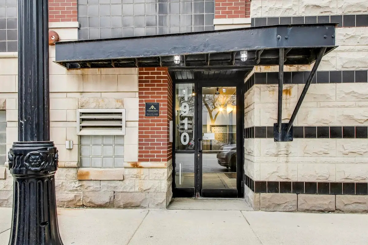 1910 S Michigan Avenue #202, Chicago, IL 60616 - #1