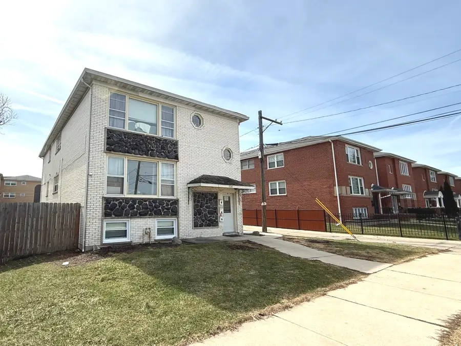 6561 W Cornelia Avenue, Chicago, IL 60634 - #2