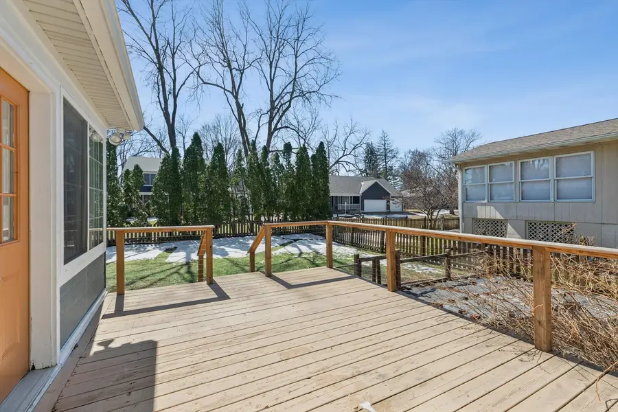 2515 E George Washington Boulevard, Davenport, IA 52803 - #3