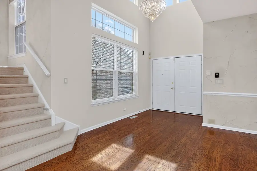 1108 Oxford Court, Oakbrook Terrace, IL 60181 - #2