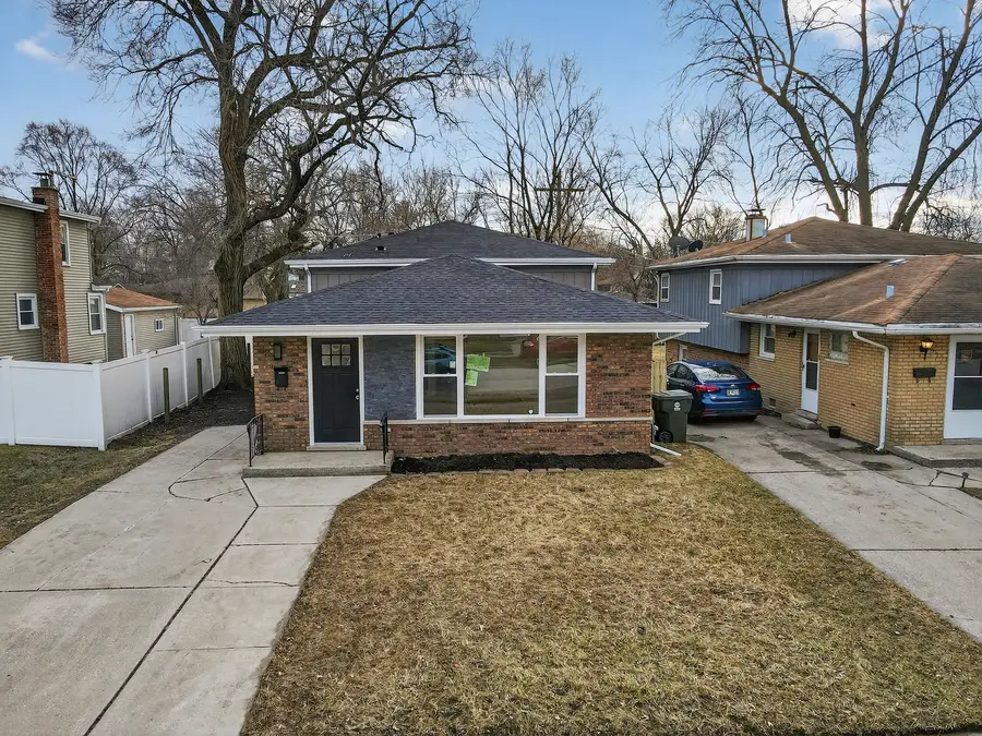 515 W 146 Street, Dolton, IL 60419 - #2
