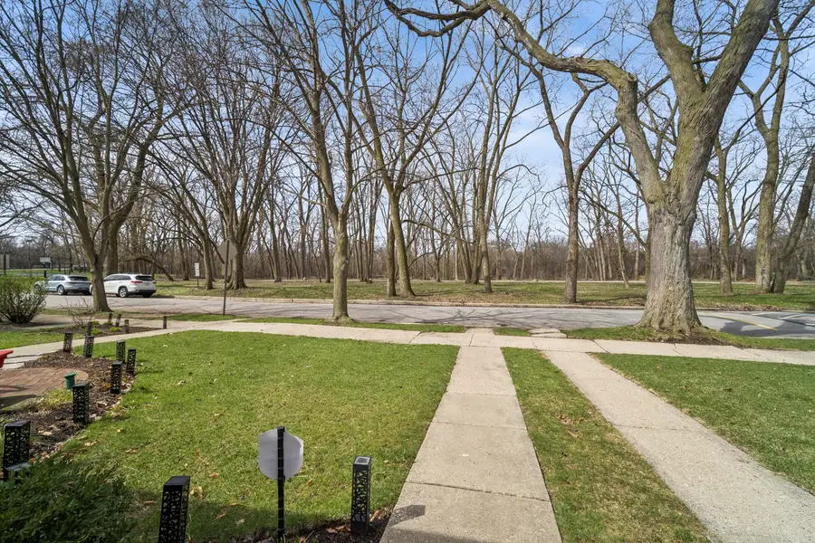 933 Mcdaniel Avenue, Evanston, IL 60202 - #3