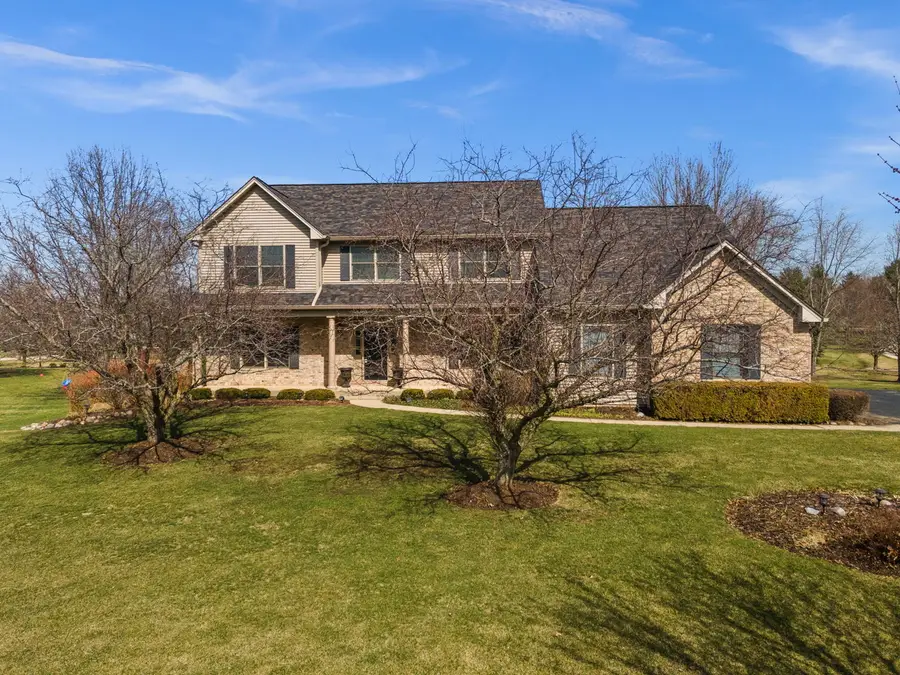 39W228 W Hilltop Drive, Saint Charles, IL 60175 - #3