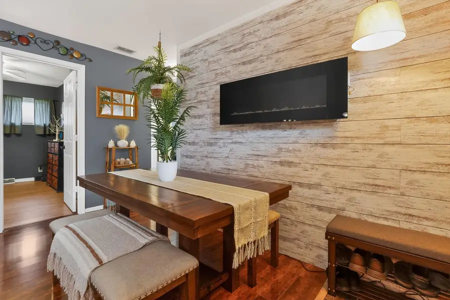 14308 S Kenneth Avenue, Midlothian, IL 60445 - #3