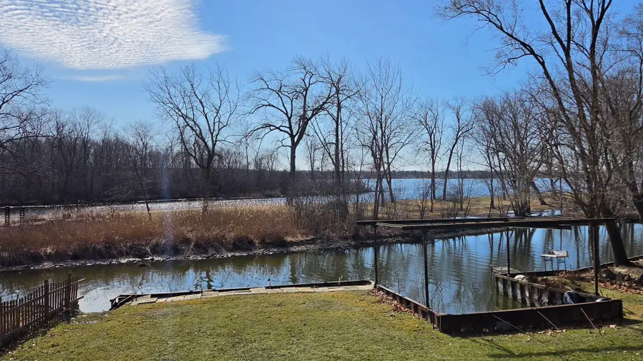 38871 N Lakeview Avenue, Antioch, IL 60002 - #2