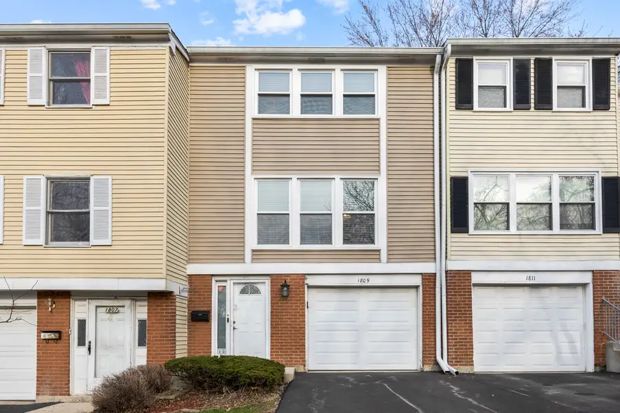 1809 Lancashire Court, Schaumburg, IL 60194 - #2