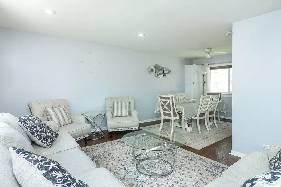 812 W Appletree Lane, Bartlett, IL 60103 - #3