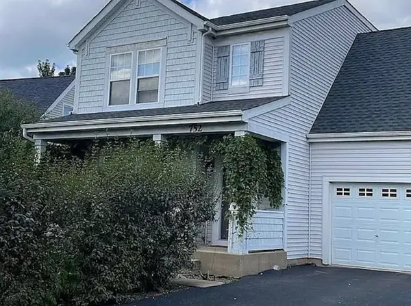 752 S Parkside Drive, Round Lake, IL 60073