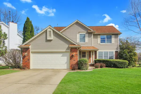 610 Old Farm Road, Bloomington, IL 61704