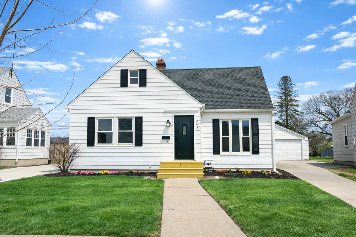 708 W 12th Street, Sterling, IL 61081 - #1