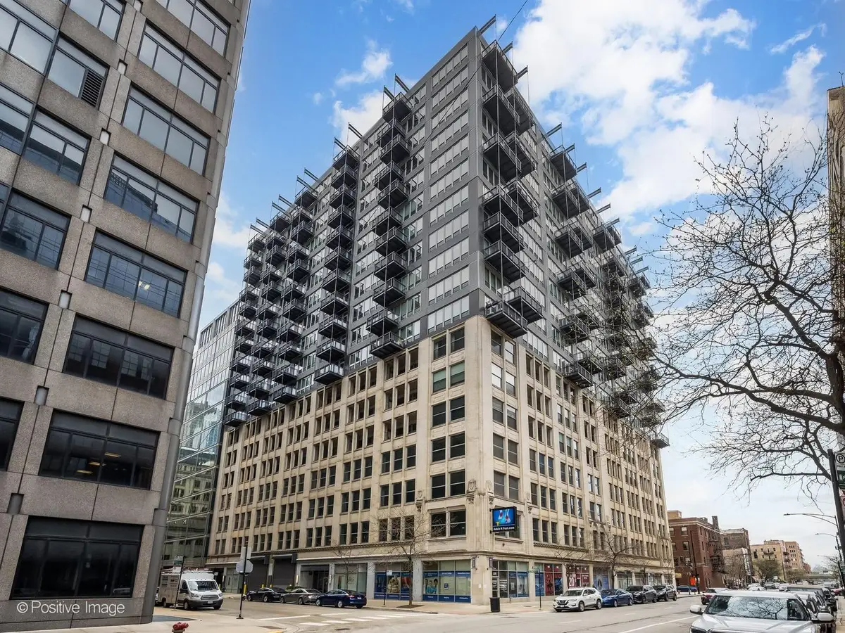 565 W Quincy Street #704, Chicago, IL 60661 - #1