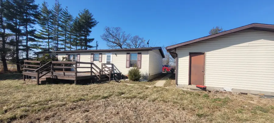 15400 N Heron Lane, Bluford, IL 62814 - #2