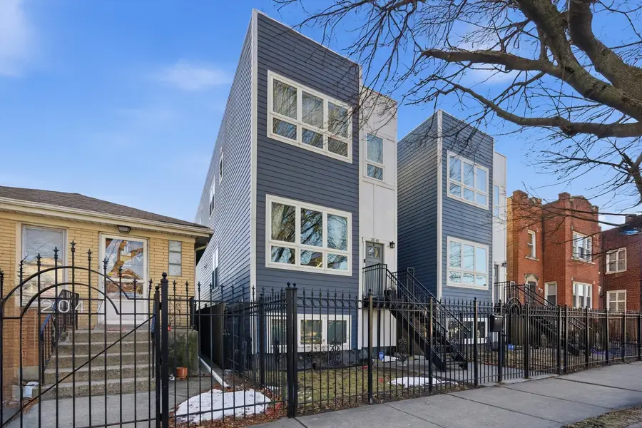 2045 N La Crosse Avenue, Chicago, IL 60639 - #2