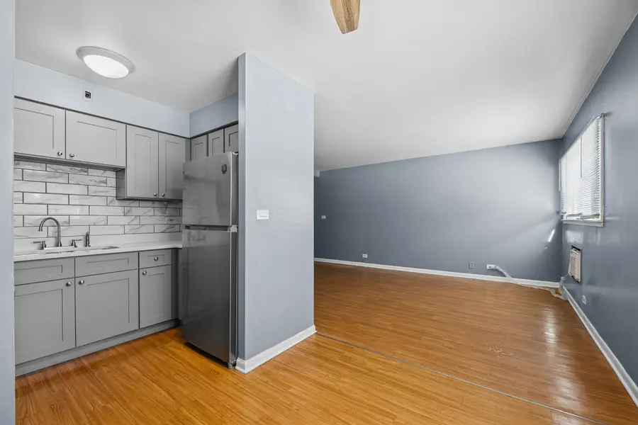 7201 W Wellington Avenue #D-1, Elmwood Park, IL 60707 - #3