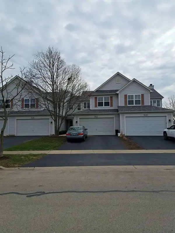 527 Horizon Drive #A1, Bartlett, IL 60103