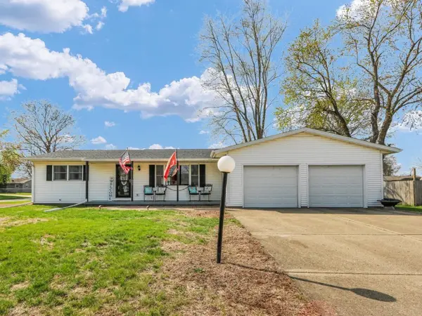 205 E Briarcliff Drive, St. Joseph, IL 61873