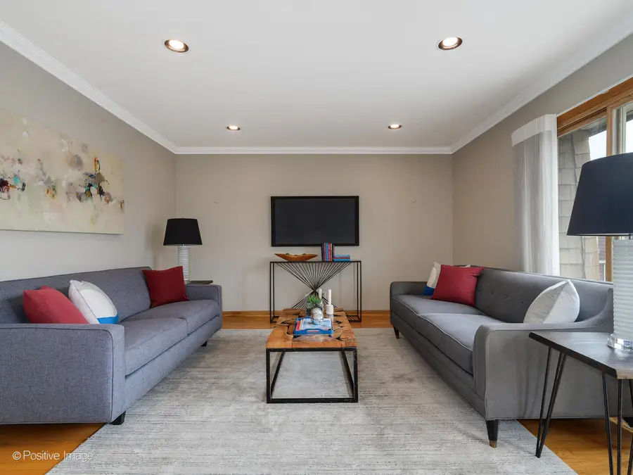 Address Withheld By Seller, Chicago, IL 60625 - #2