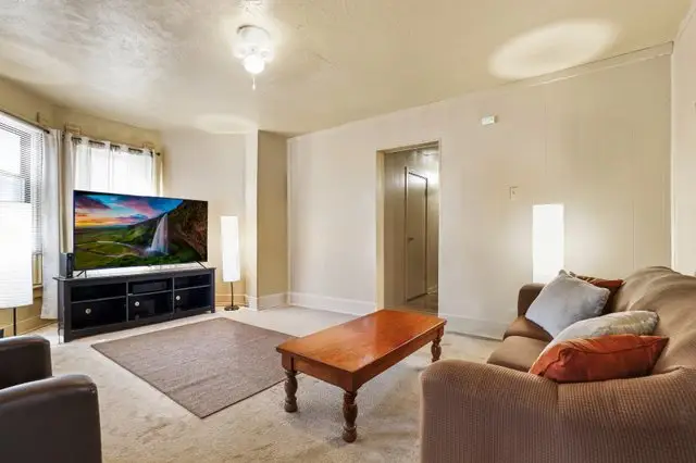 7 S Cagwin Avenue, Joliet, IL 60436 - #2