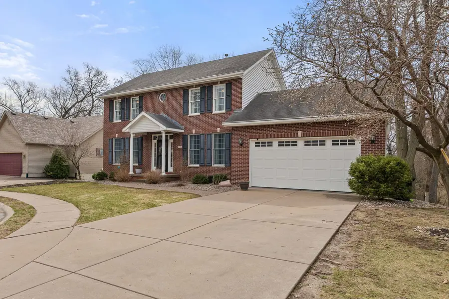 722 24th Avenue Court, Moline, IL 61265 - #2