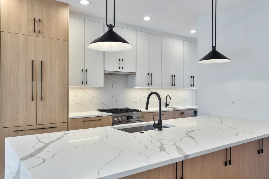 4527 N Keystone Avenue, Chicago, IL 60630 - #3