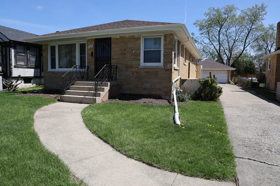 509 Granville Avenue, Bellwood, IL 60104 - #3