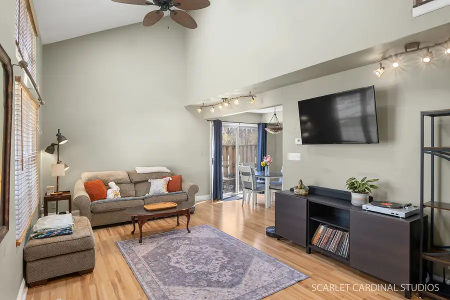 3S130 Timber Drive, Warrenville, IL 60555 - #3