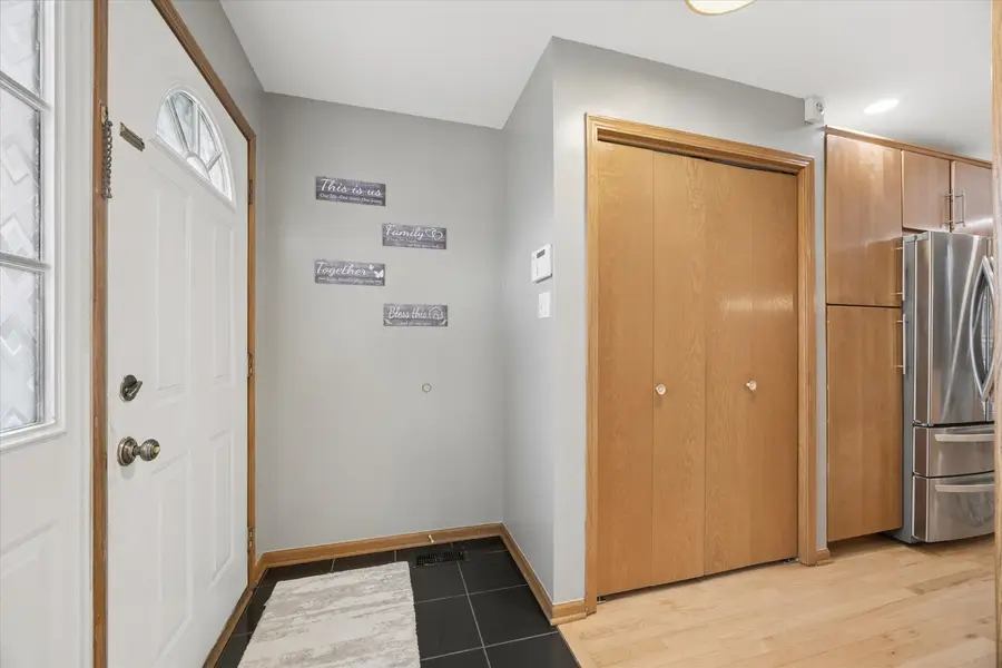 5446 S Rutherford Avenue, Chicago, IL 60638 - #3