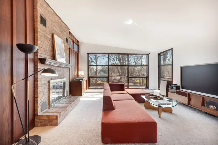 Address Withheld By Seller, Elgin, IL 60123 - #3