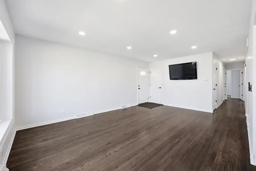 3820 Emerson Drive, Schiller Park, IL 60176 - #3