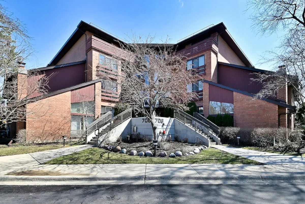706 Waukegan Road #C203, Glenview, IL 60025 - #1