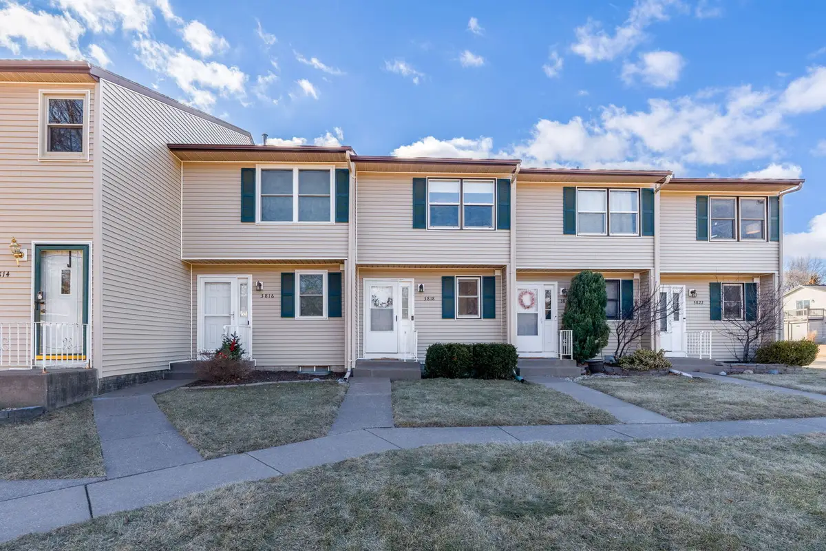 3818 Belle Avenue, Davenport, IA 52807 - #1