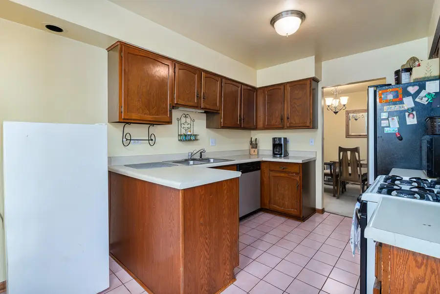 9153 Sutton Court, Orland Park, IL 60462 - #3