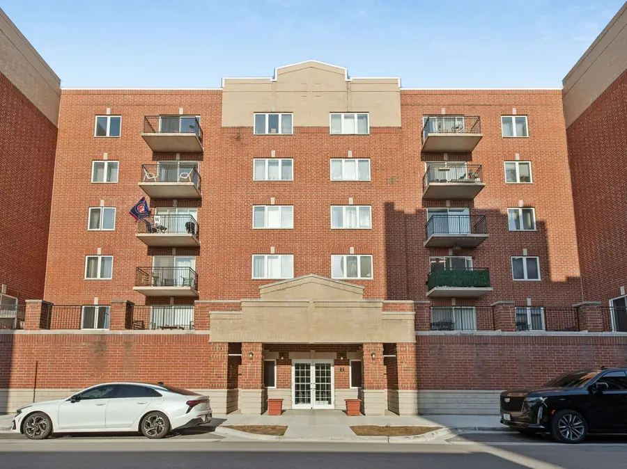 3303 Grove Avenue #604, Berwyn, IL 60402 - #2