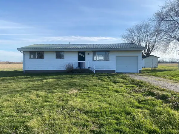 8562 E Park Street Road, Duquoin, IL 62832