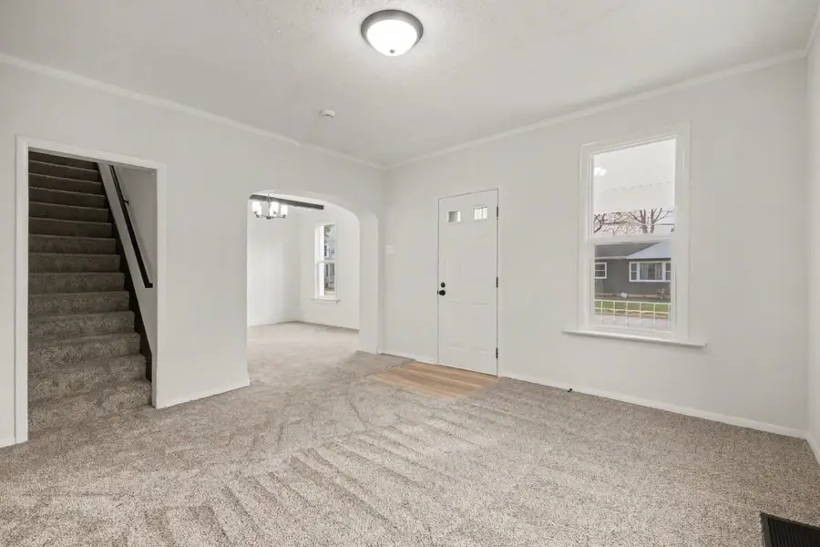 29 N Green Street, Carpentersville, IL 60110 - #3