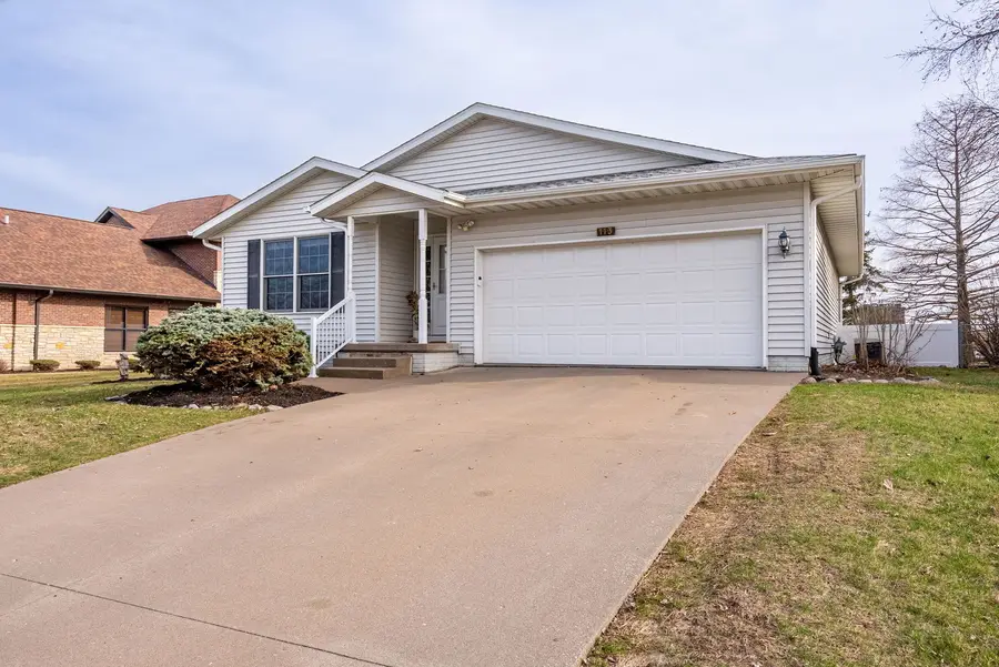 113 E 46th Street, Davenport, IA 52806 - #2