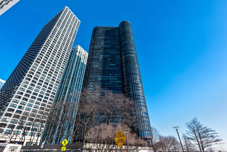 155 N Harbor Drive #2408, Chicago, IL 60601 - #2