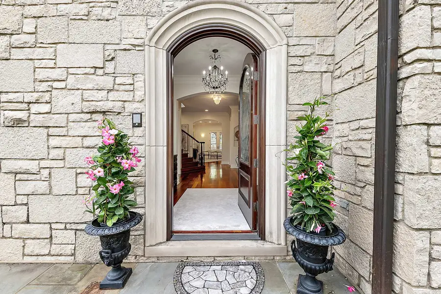 443 S Madison Street, Hinsdale, IL 60521 - #2