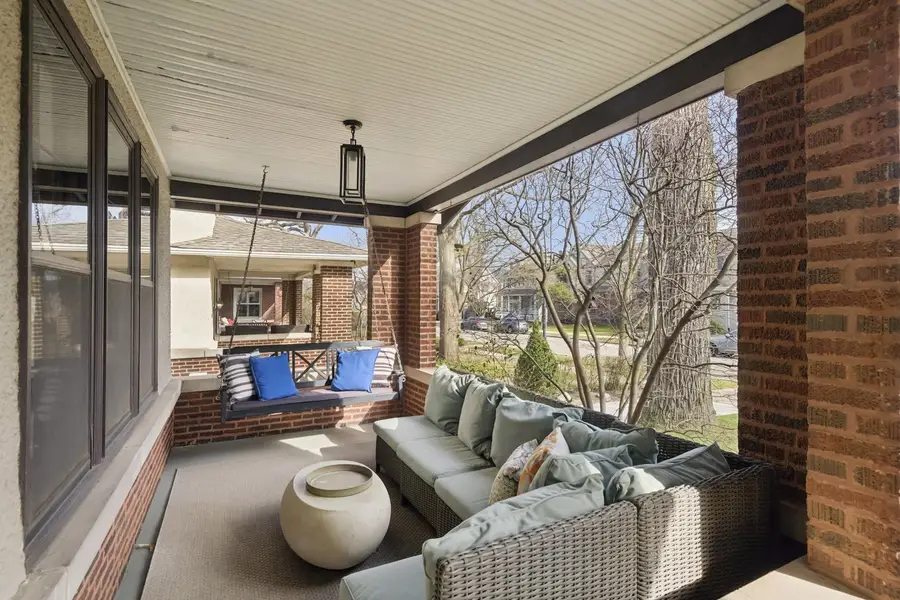 729 Lincoln Street, Evanston, IL 60201 - #2