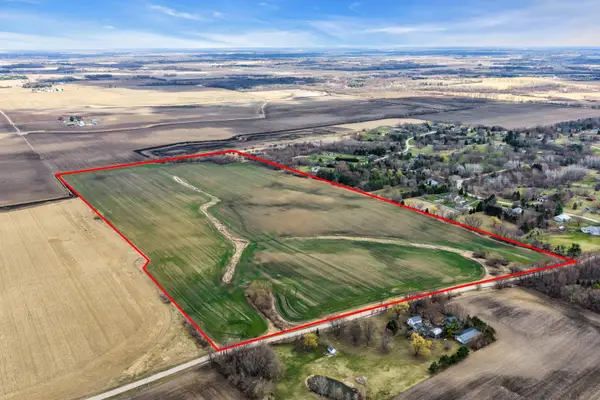 Address Withheld By Seller, Woodstock, IL 60098